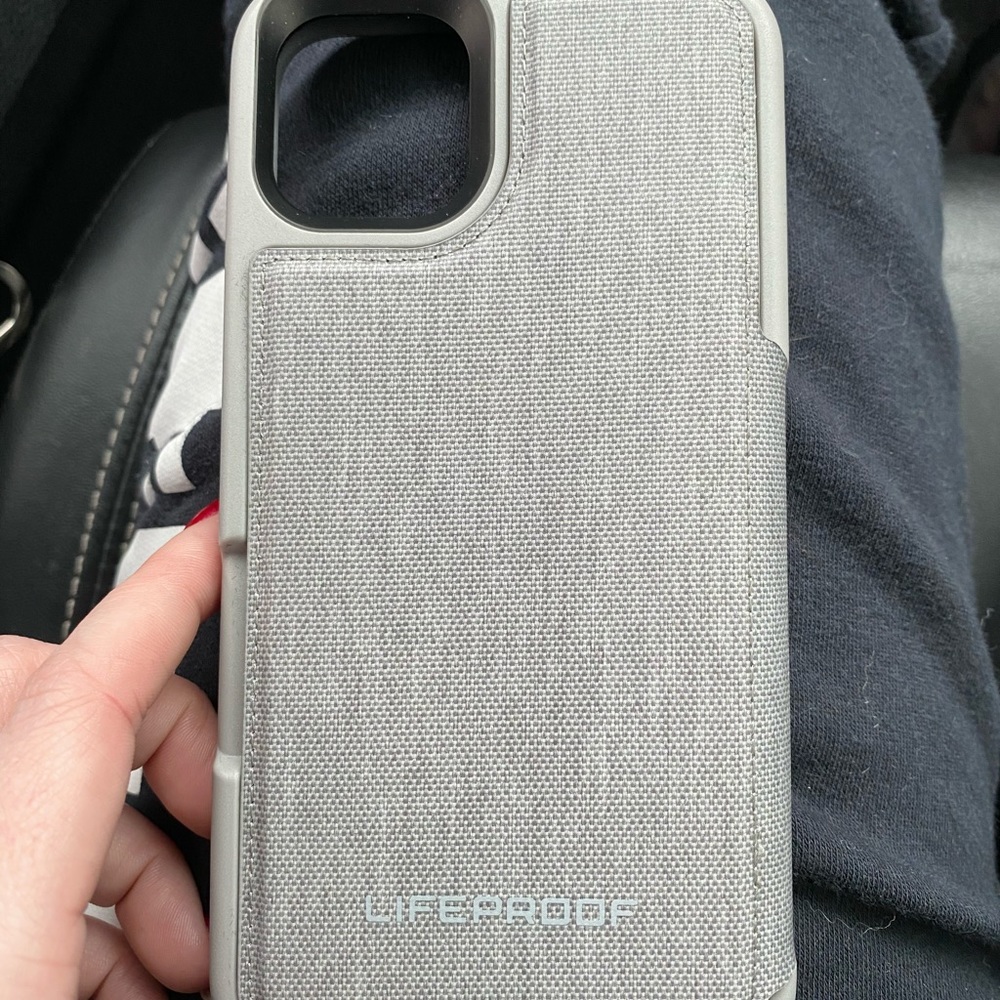 Lifeproof 11 Pro Max Wallet phone case